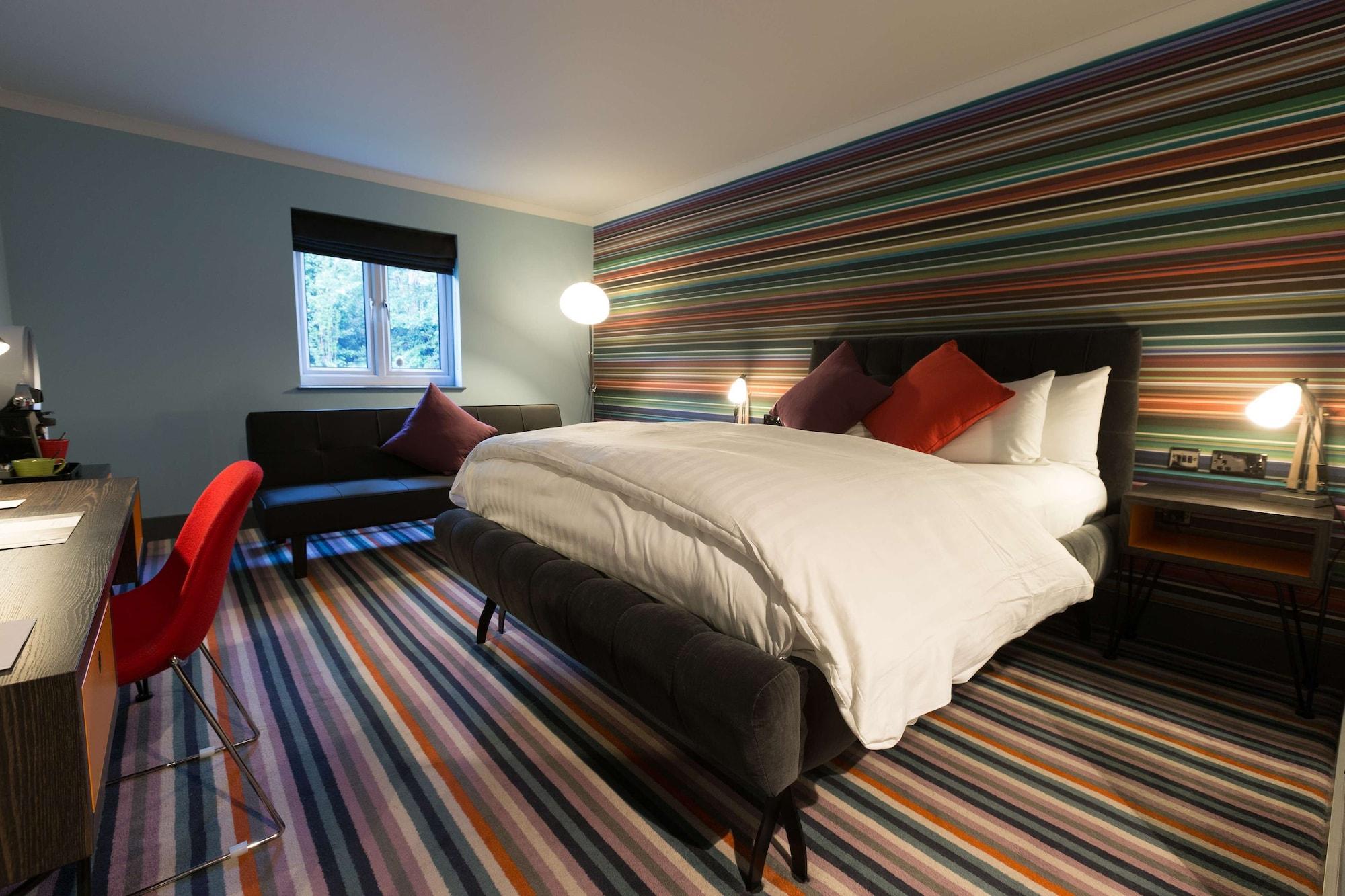 Village Hotel Warrington Zewnętrze zdjęcie
