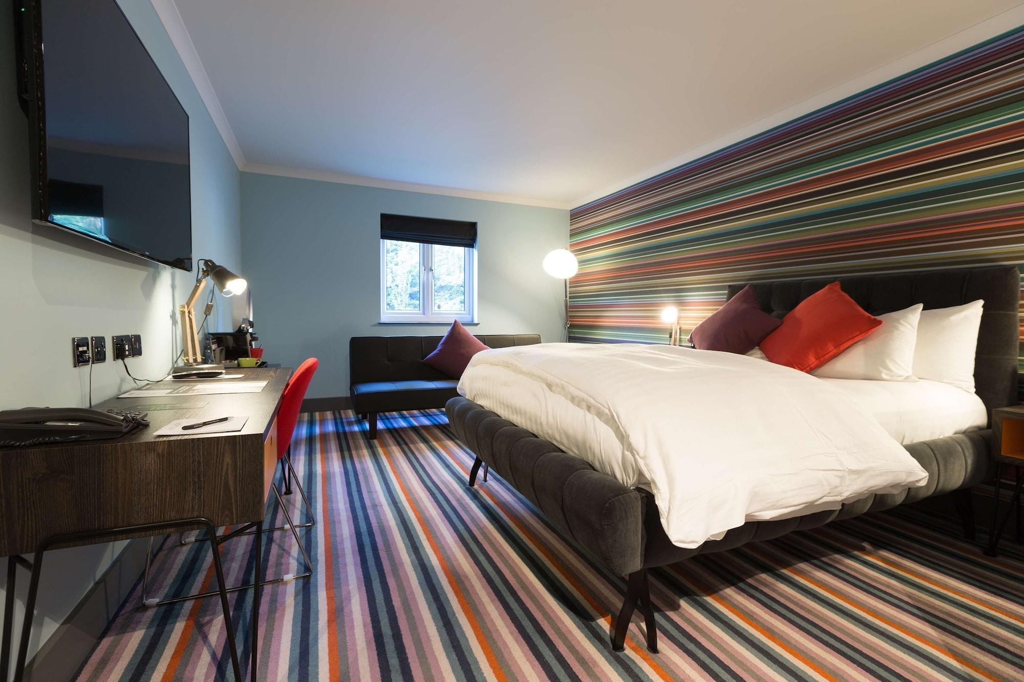 Village Hotel Warrington Zewnętrze zdjęcie